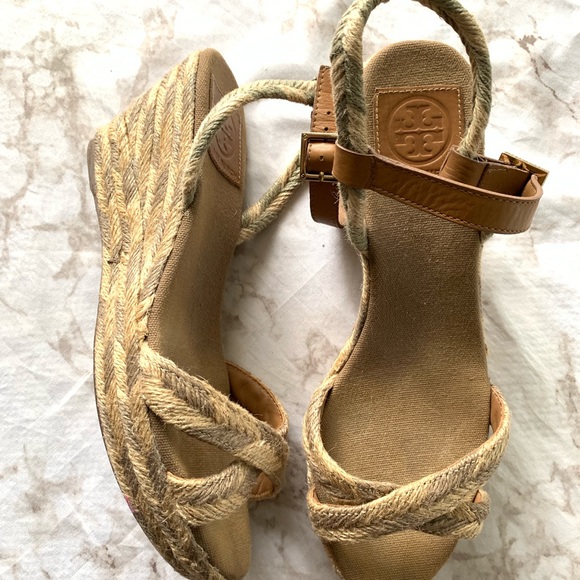 Tory Burch Camelia Espadrille Khaki Wedges - Picture 3 of 3